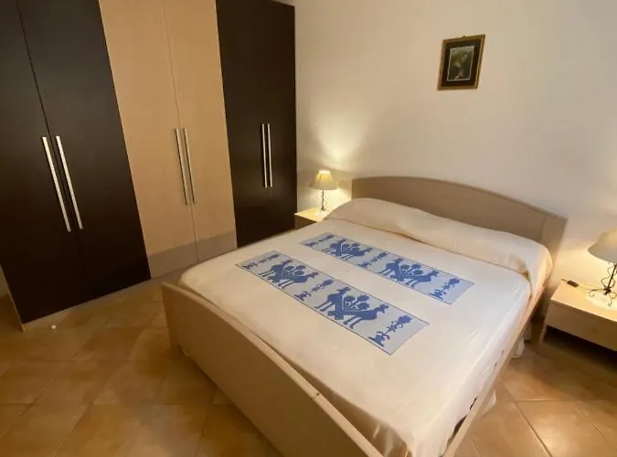 Taverna Mafe Apartament *